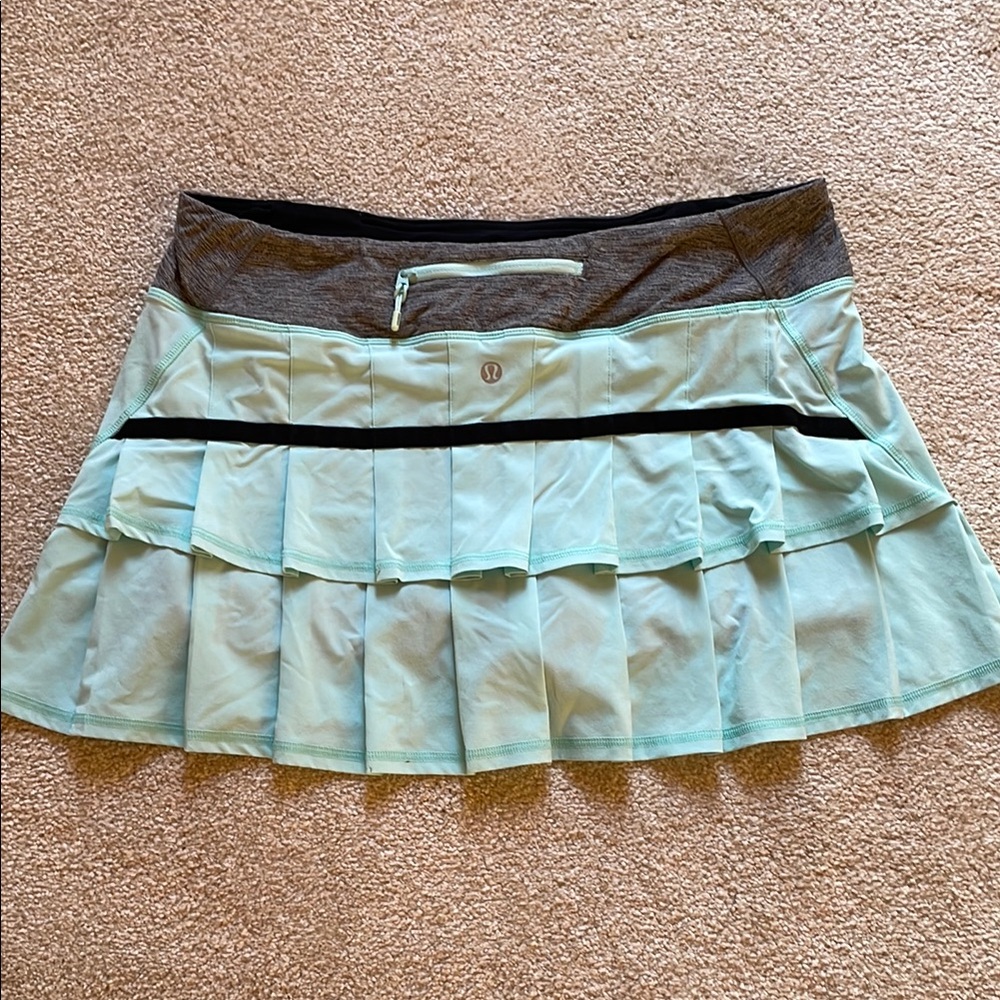 Lululemon pacesetter skirt